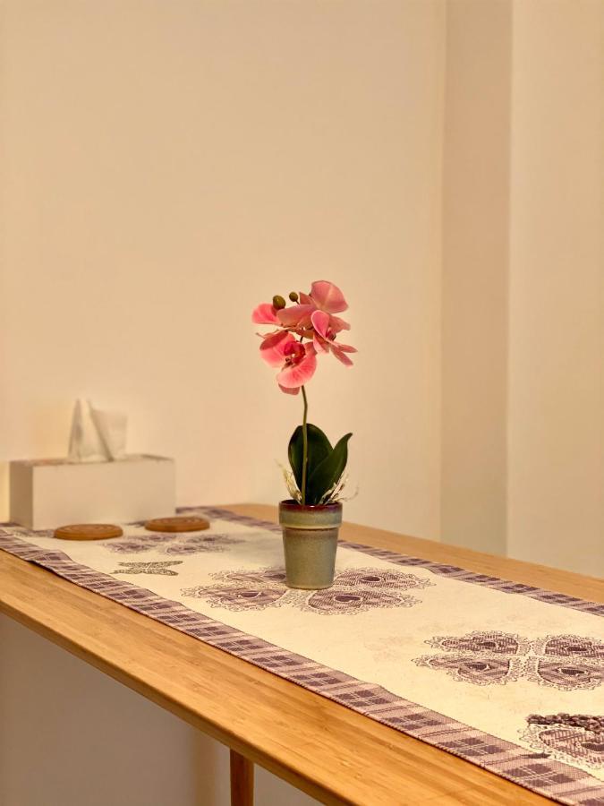 Nature Apartment - Minutes Away From The Old Town And Afi Mall Braşov Dış mekan fotoğraf